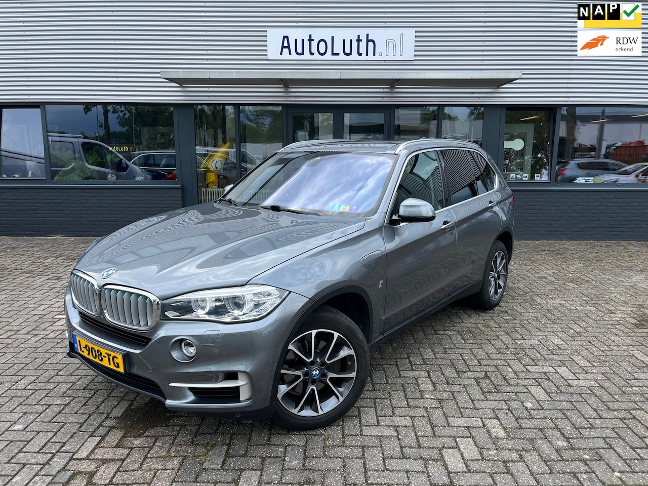 BMW X5 - xDrive 40e iPerformance High Executive XDrive40e iPerformance High Executive - AutoWereld.nl