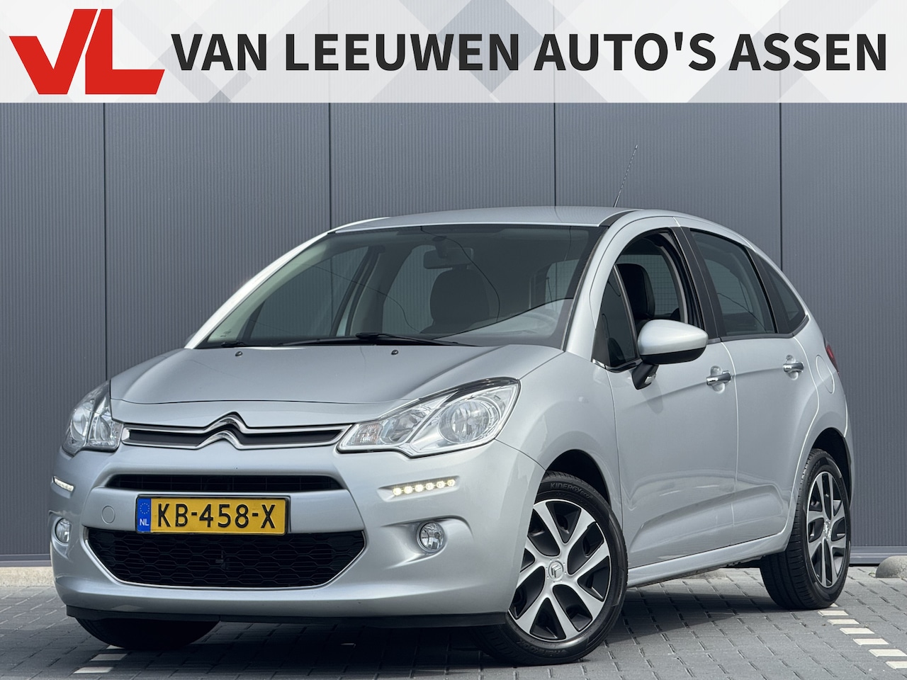 Citroën C3 - 1.2 PureTech Selection | Climate | Cruise | Navigatie - AutoWereld.nl
