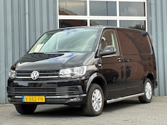 Volkswagen Transporter - 2.0 TDI L1H2 Highline Leder, Navigatie, Cruise control, Airconditioning, PDC