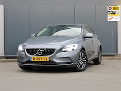 Volvo V40 - 1.5 T2 Polar+, Automaat, Trekhaak, Parkeersensoren, Climate Control, Cruise Control, Navig
