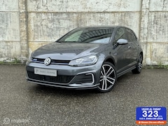 Volkswagen Golf - 1.4 TSI PHEV/LED/ACC/Virtual/Carplay/Ambient
