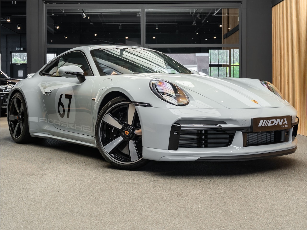Porsche 911 - Sport Classic 3.8 Sport Classic Burmester Nachtzicht - AutoWereld.nl