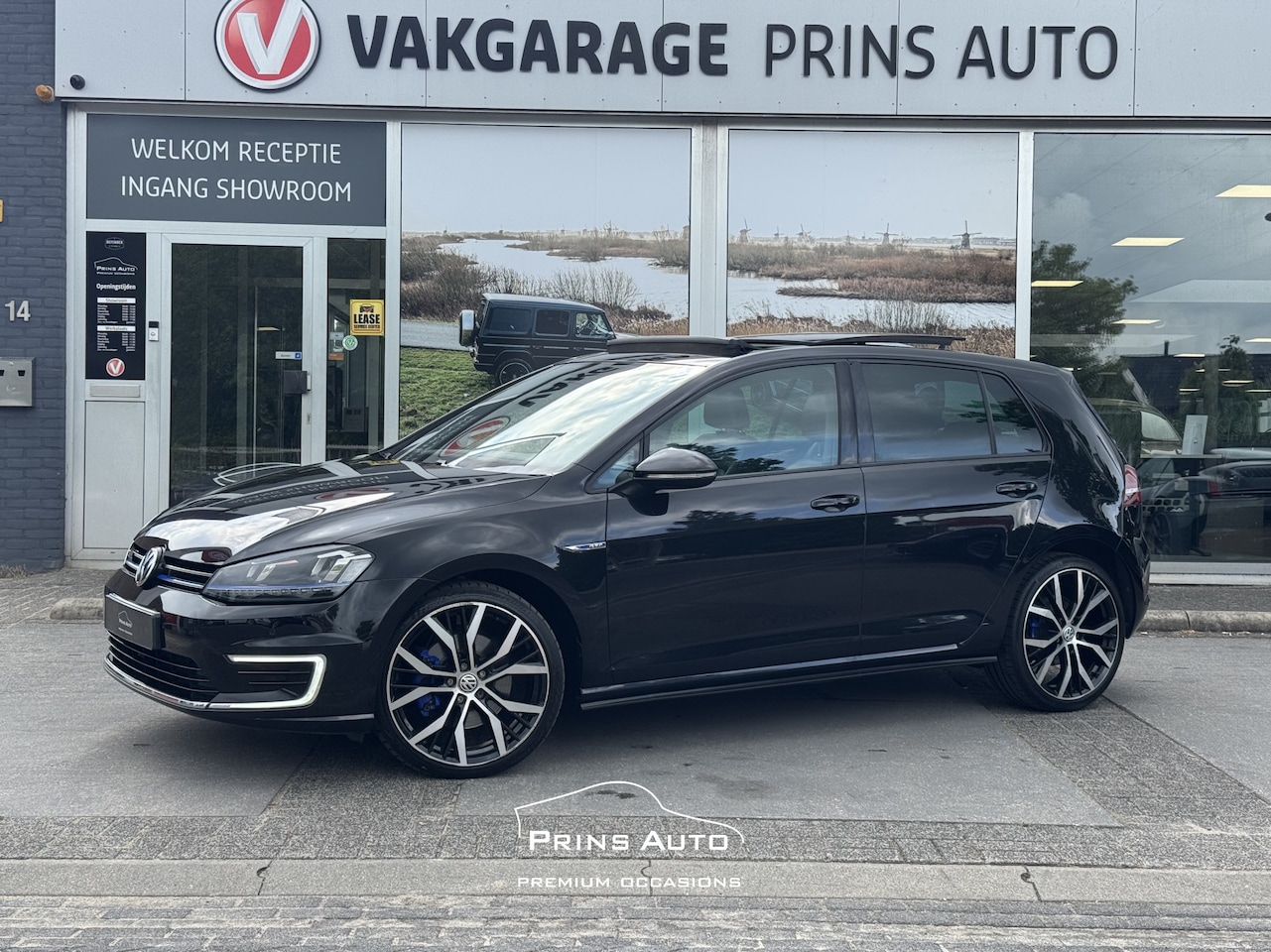 Volkswagen Golf - 1.4 TSI GTE |PANO|LEDER|VOLL. ONDERHOUDEN| 3356 - AutoWereld.nl