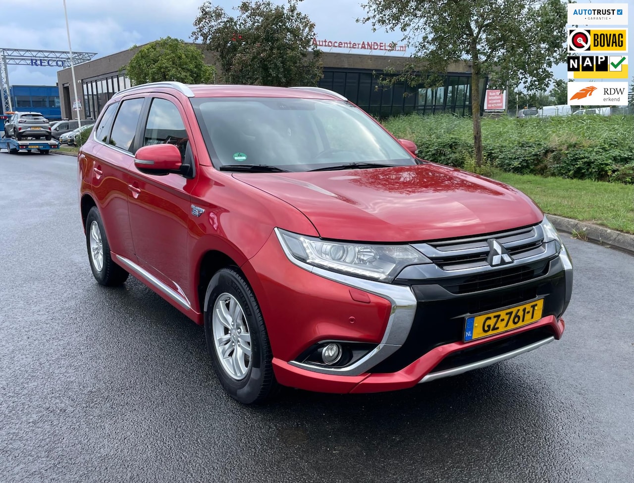 Mitsubishi Outlander - 2.0 PHEV Business Edition 2.0 PHEV Business Edition, Aut, Cam, Navi, Pdc, Leder/Alcantara, 2e eig afk, Geen import, - AutoWereld.nl