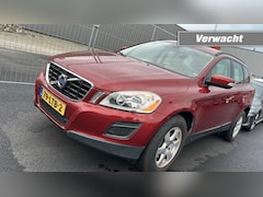 Volvo XC60 - 2.0T KINETIC automaat trekhaak youngtimer