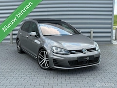 Volkswagen Golf - 2.0 TDI GTD