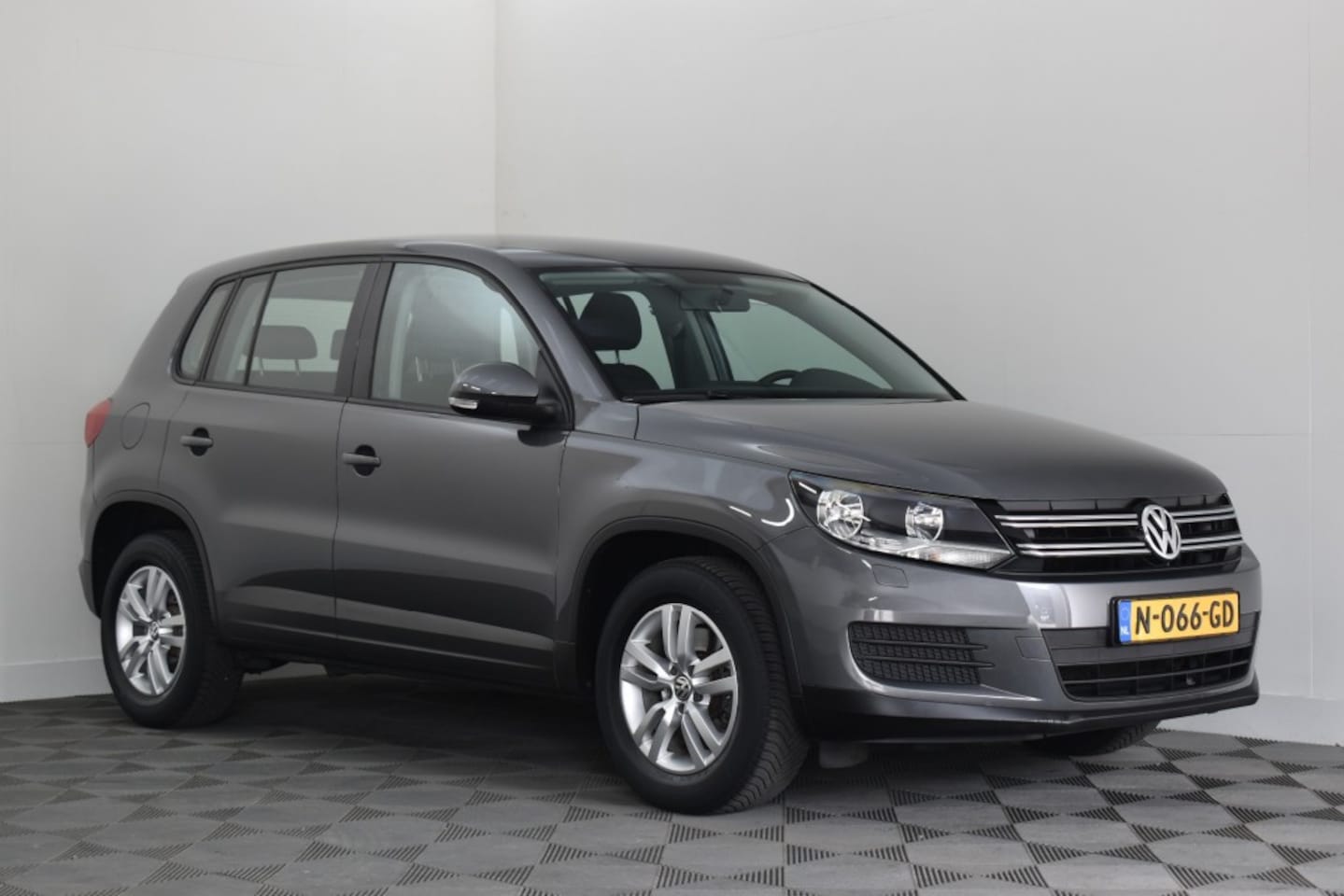 Volkswagen Tiguan - 1.4 TSI 122PK SportenStyle 1600KG Trekgewicht! - AutoWereld.nl