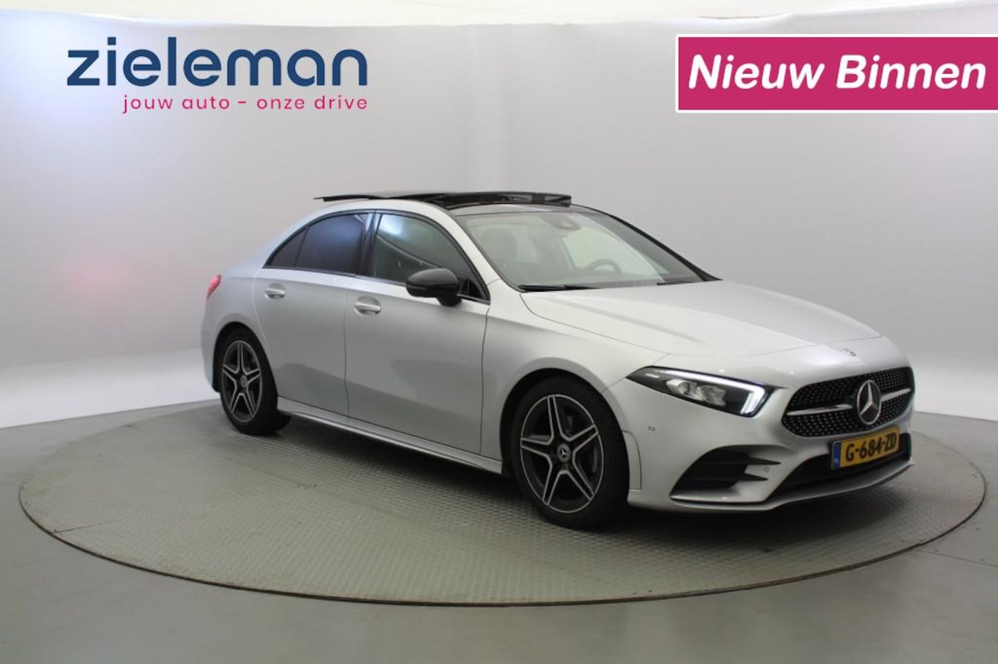 Mercedes-Benz A-klasse - 200 Premium plus Automaat - half leer, Navi, Camera - AutoWereld.nl