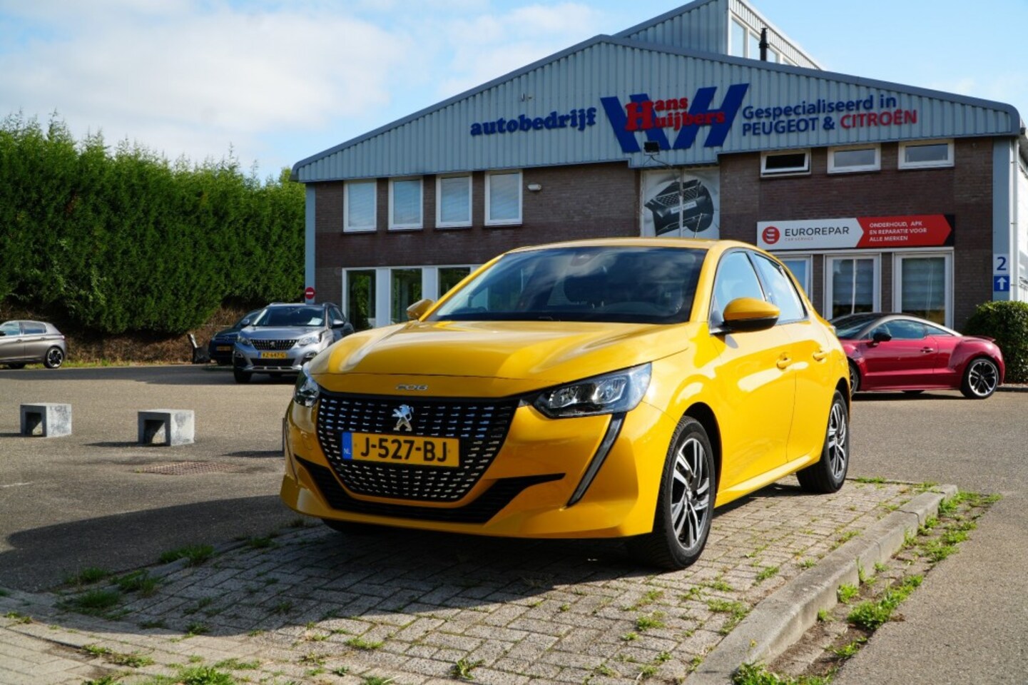 Peugeot 208 - ALLURE 1.2-100PK - incl. 12 maanden garantie en rijklaar - AutoWereld.nl