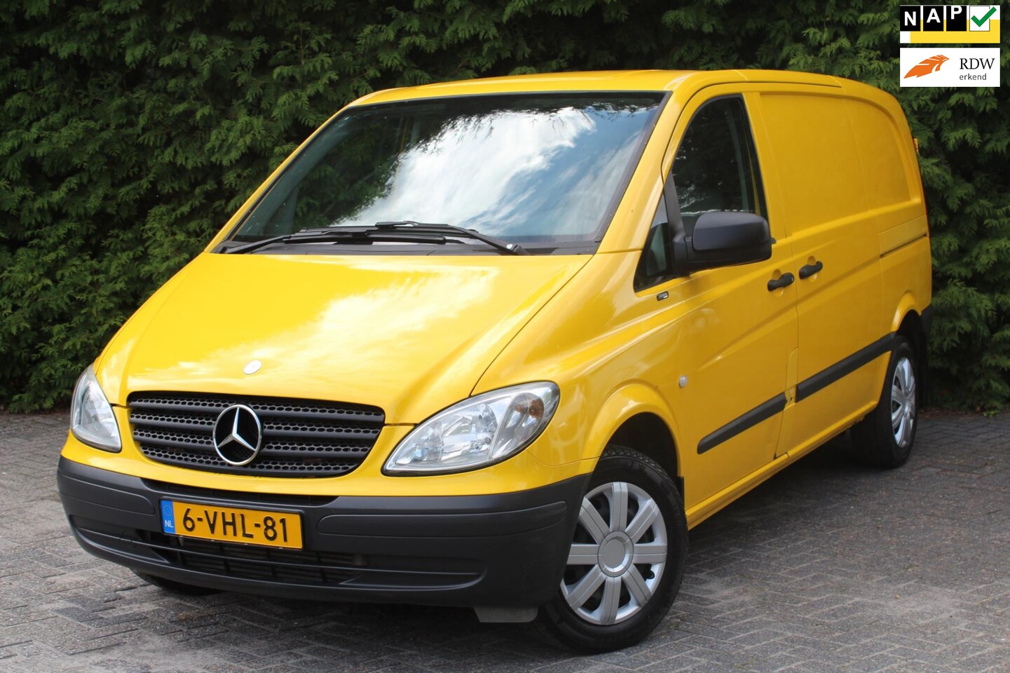 Mercedes-Benz Vito - 109 CDI 320 95PK | Trekhaak | Airco | Dubbele Schuifdeur - AutoWereld.nl