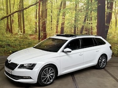 Skoda Superb Combi - 1.5 TSI ACT L&K Executive 150 PK Automaat Leder Panodak Camera Elek. Stoelen LED Apple Car