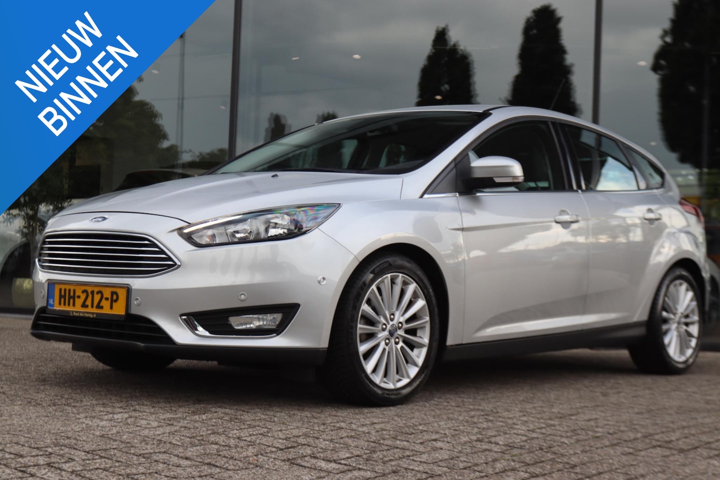 Ford Focus - 1.0 TITANIUM ED. | NAVI | BLUETOOTH | CRUISE | CLIMATE | PDC | LMV - AutoWereld.nl