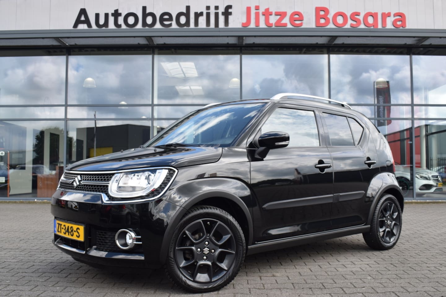 Suzuki Ignis - 1.2 Automaat Stijl ECC | Carplay | Camera | LED | Keyless | Trekhaak | Dealer Onderhouden - AutoWereld.nl