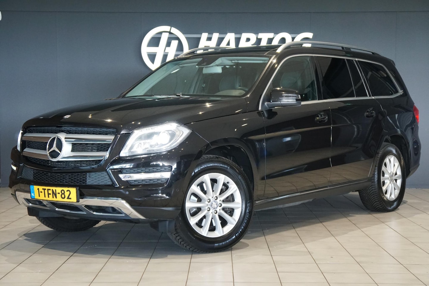 Mercedes-Benz GL-klasse - 350 BlueTEC 4-Matic + LUCHTVERING / STANDKACHEL / 7-PERSOONS / TREKHAAK ELEKTRISCH - AutoWereld.nl