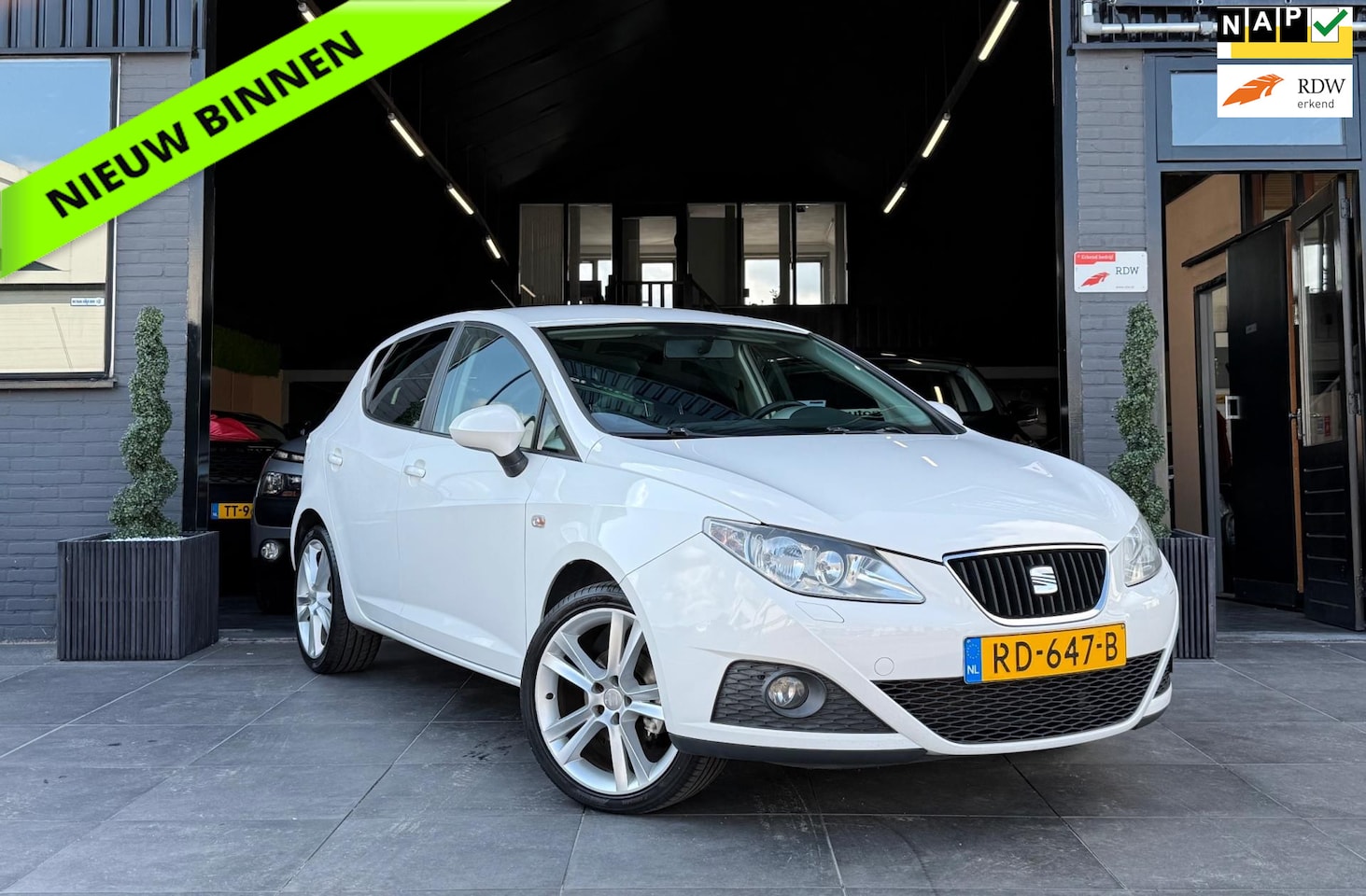 SEAT Ibiza - 1.4 Beat|Airco|Cruise Control|Stoelverwarming|APK - AutoWereld.nl
