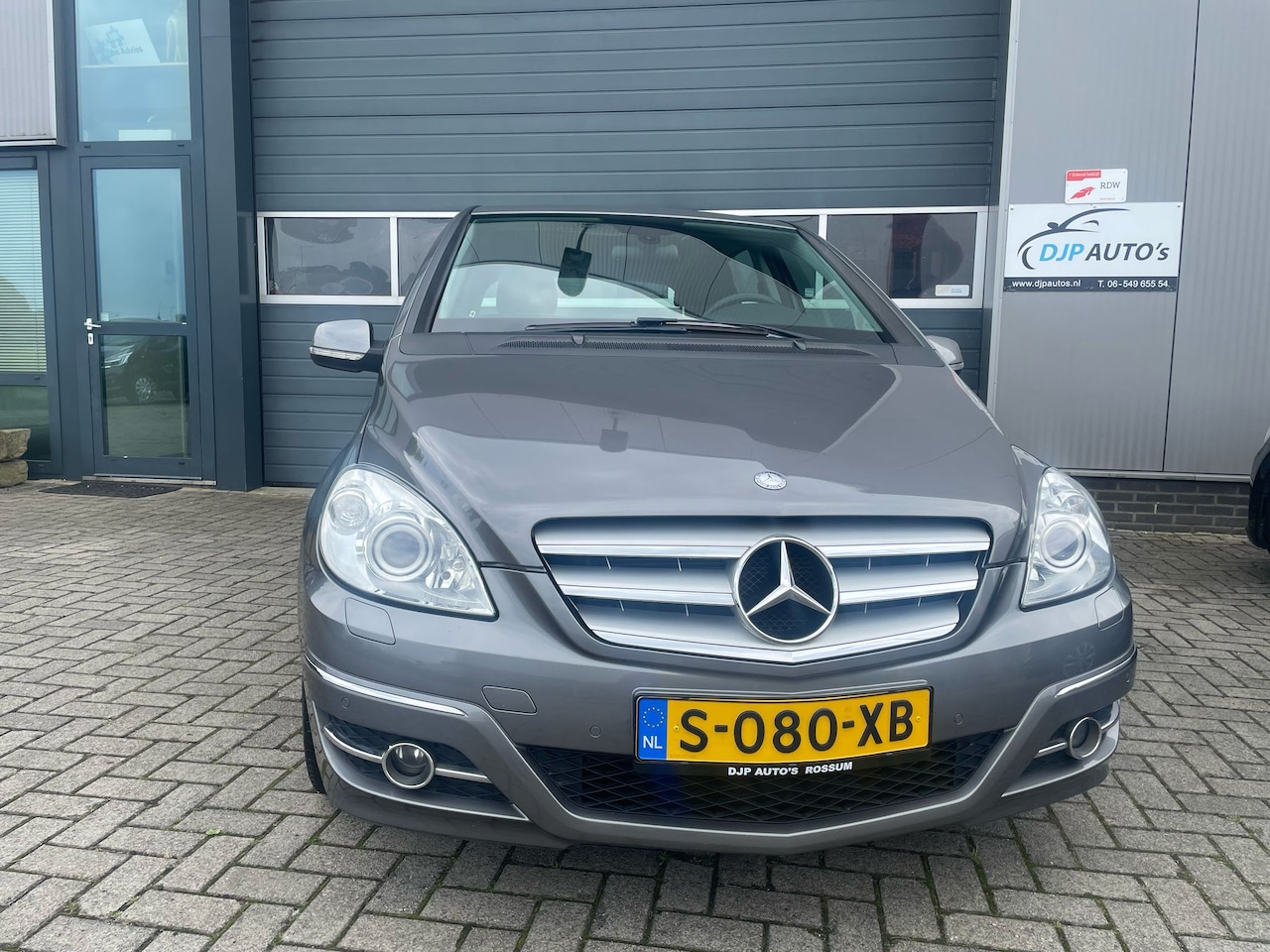 Mercedes-Benz B-klasse - 200 Panoramadak / Airco (automatisch) / Cruise control / Navigatie / LM-velgen Etc! - AutoWereld.nl