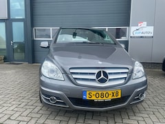 Mercedes-Benz B-klasse - 200 Panoramadak / Airco (automatisch) / Cruise control / Navigatie / LM-velgen Etc!