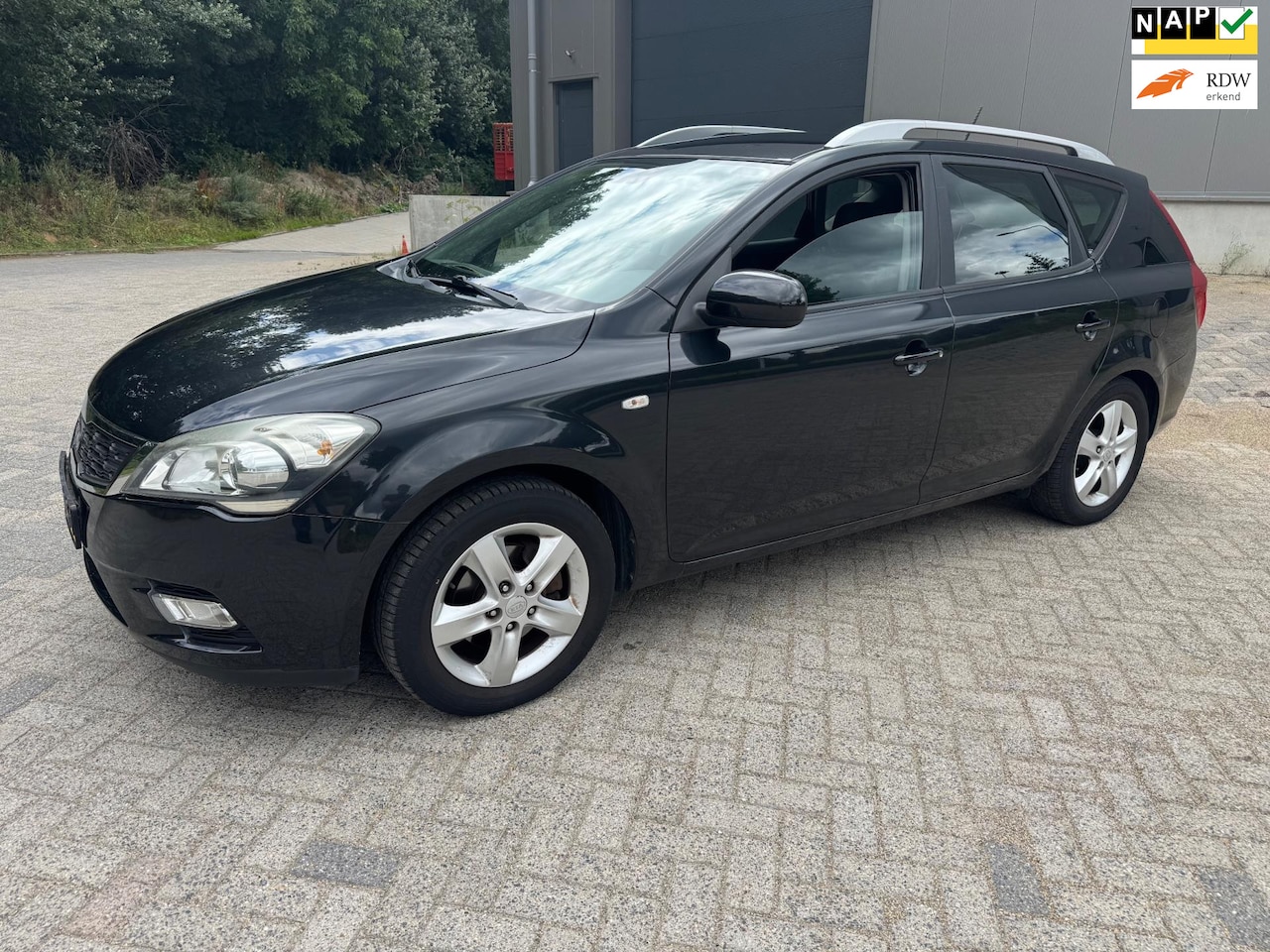 Kia Cee'd - 1.4 CVVT X-ecutive Navi Airco - AutoWereld.nl
