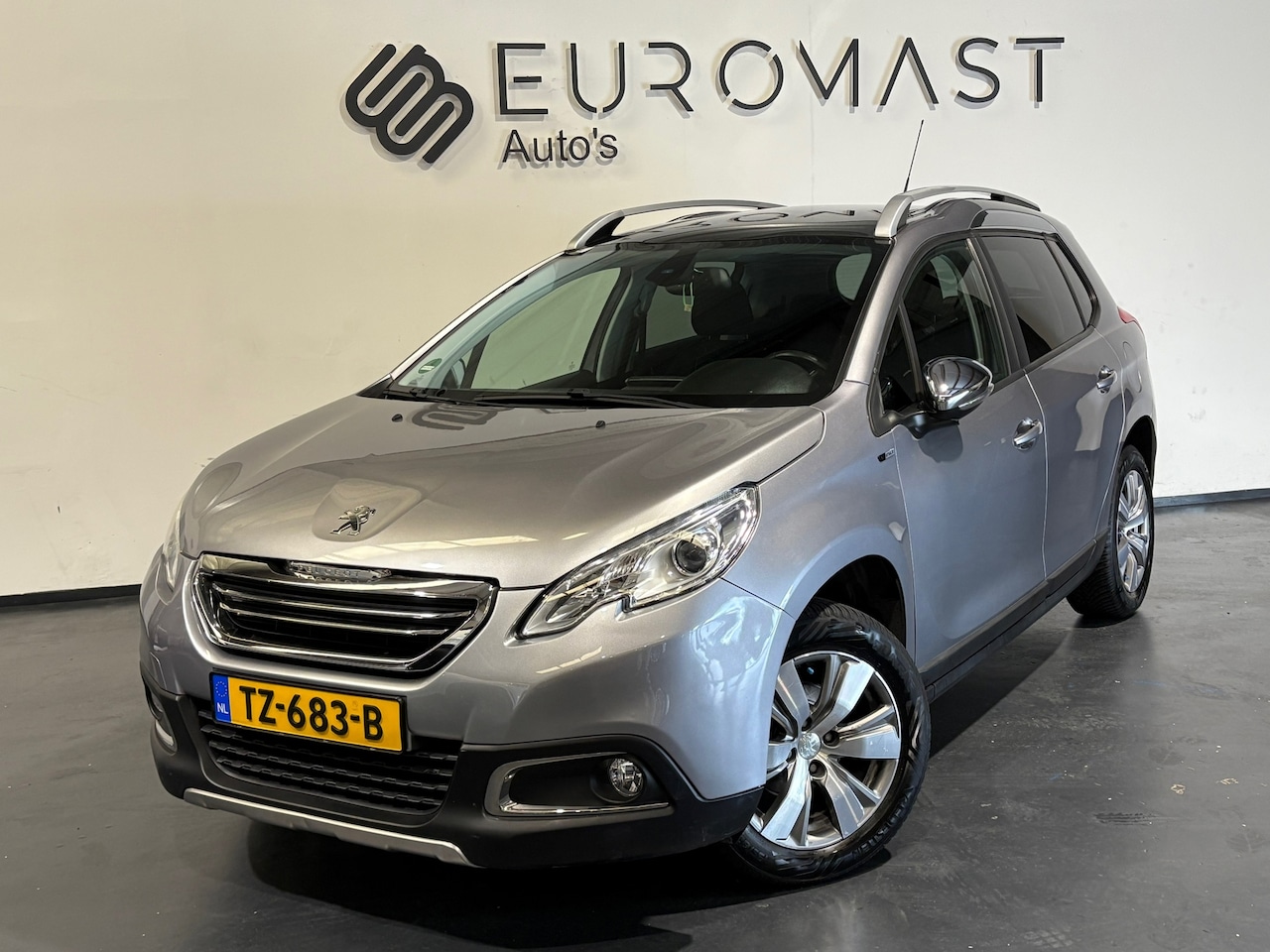 Peugeot 2008 - 1.2 PureTech Allure Panoramadak Airco Cruise Pdc Nieuwe Apk - AutoWereld.nl