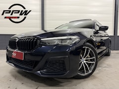 BMW 5-serie Touring - 530e M-Sport PANO/HARMAN&KARDON/360CAMERA/ALCANTARA-SPORT/STANDKACHEL/CARPLAY/18"M-SPORT/P