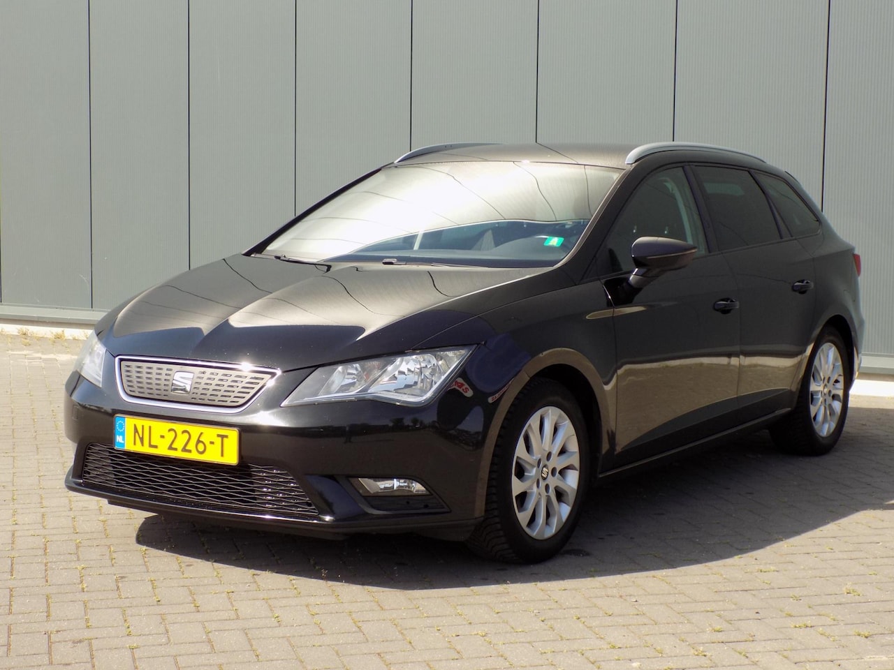 SEAT Leon ST - 1.0 EcoTSI Style Connect Navi - AutoWereld.nl