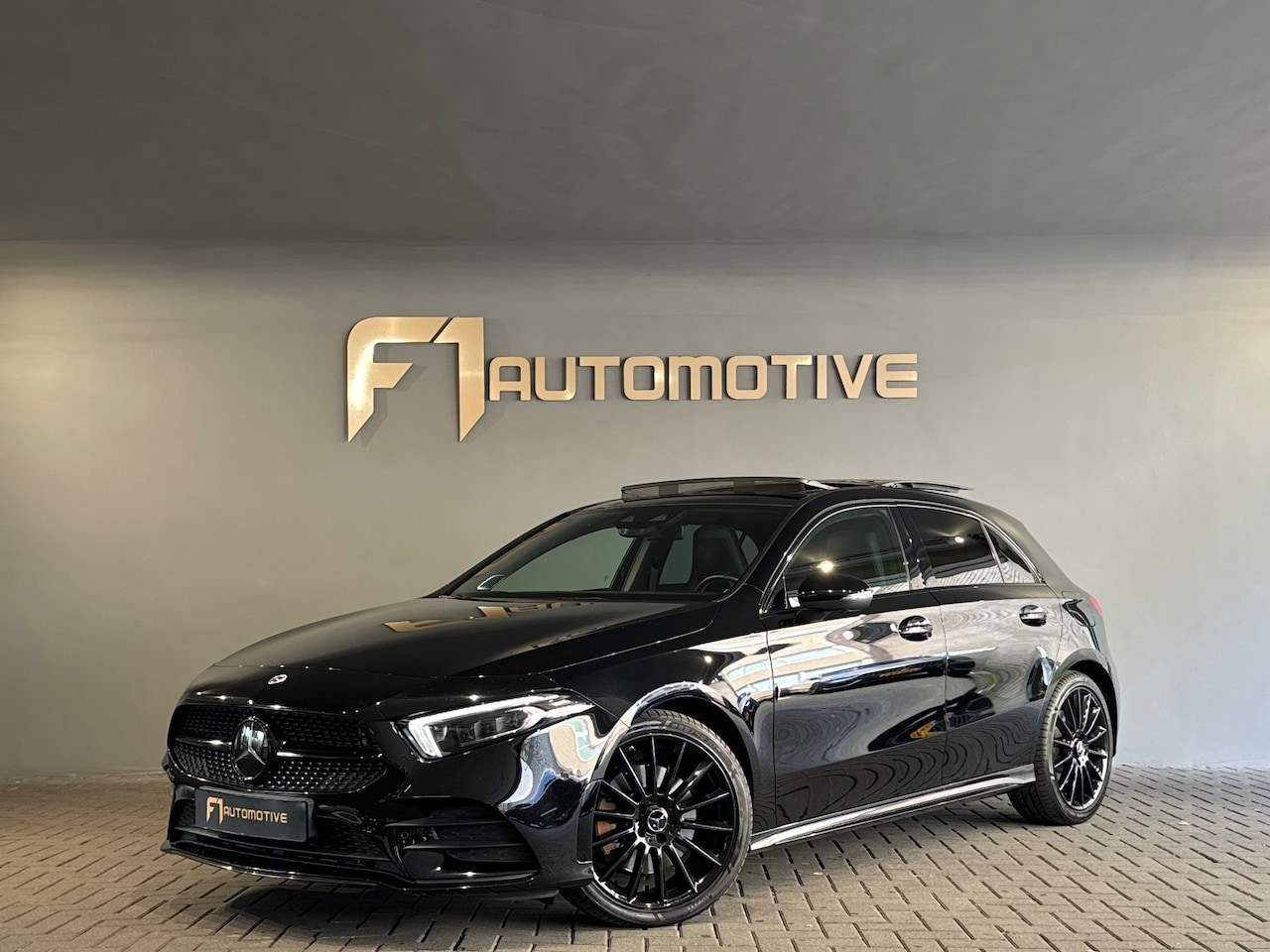 Mercedes-Benz A-klasse - 250 e AMG Pano|Memory|Burmester|Sfeer - AutoWereld.nl