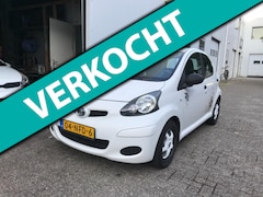 Toyota Aygo - 1.0-12V Access 5DRS bj 2010 NAP Garantie