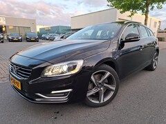 Volvo V60 - 2.4 D6 AWD Plug-In Hybrid Summum NAVI/XENON