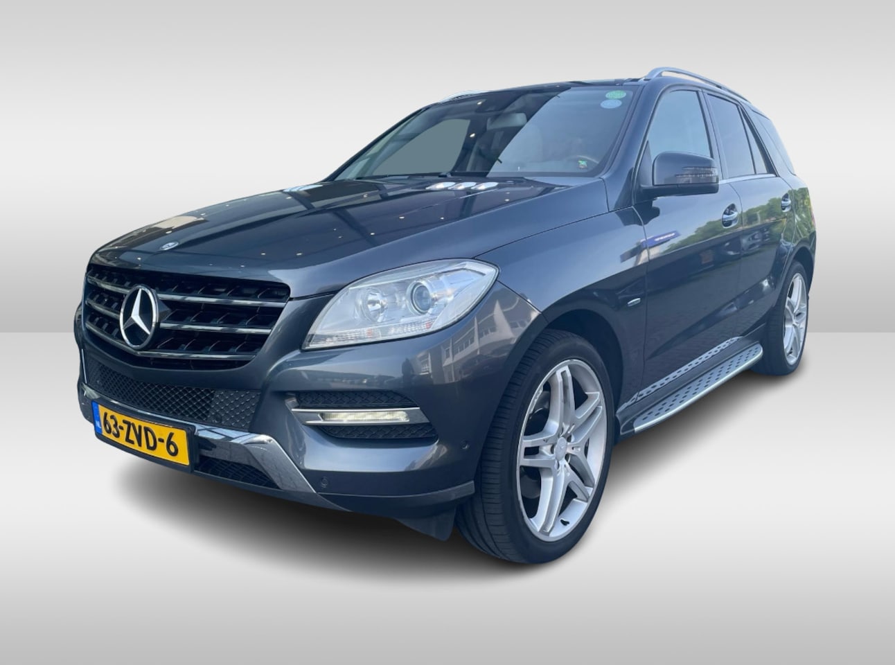Mercedes-Benz M-klasse - 350 / Dealer serviced! / Trekhaak / Panoramadak / Camera / Leder / 21'' / Luchtvering / Ha - AutoWereld.nl