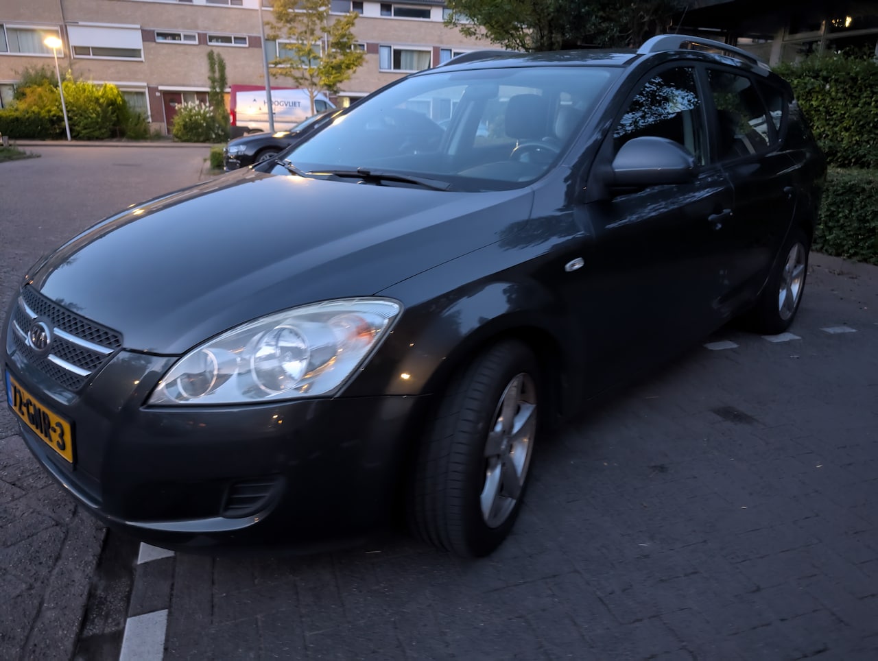 Kia Cee'd Sporty Wagon - 1.6 X-tra - AutoWereld.nl