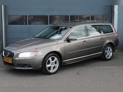 Volvo V70 - 1.6 T4 Limited Edition AUTOMAAT Leder, Navi, Climatecontrol, Cruisecontrol, Parkeersensore