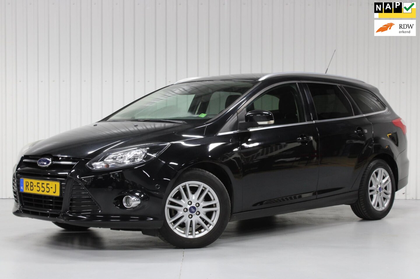Ford Focus Wagon - 1.0 EcoBoost Titanium 1.0 EcoBoost Titanium - AutoWereld.nl