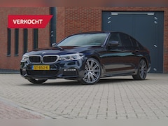 BMW 5-serie - 520i High Executive | M-Sport | Orig. NL | Individual | HUD | Memory | Camera