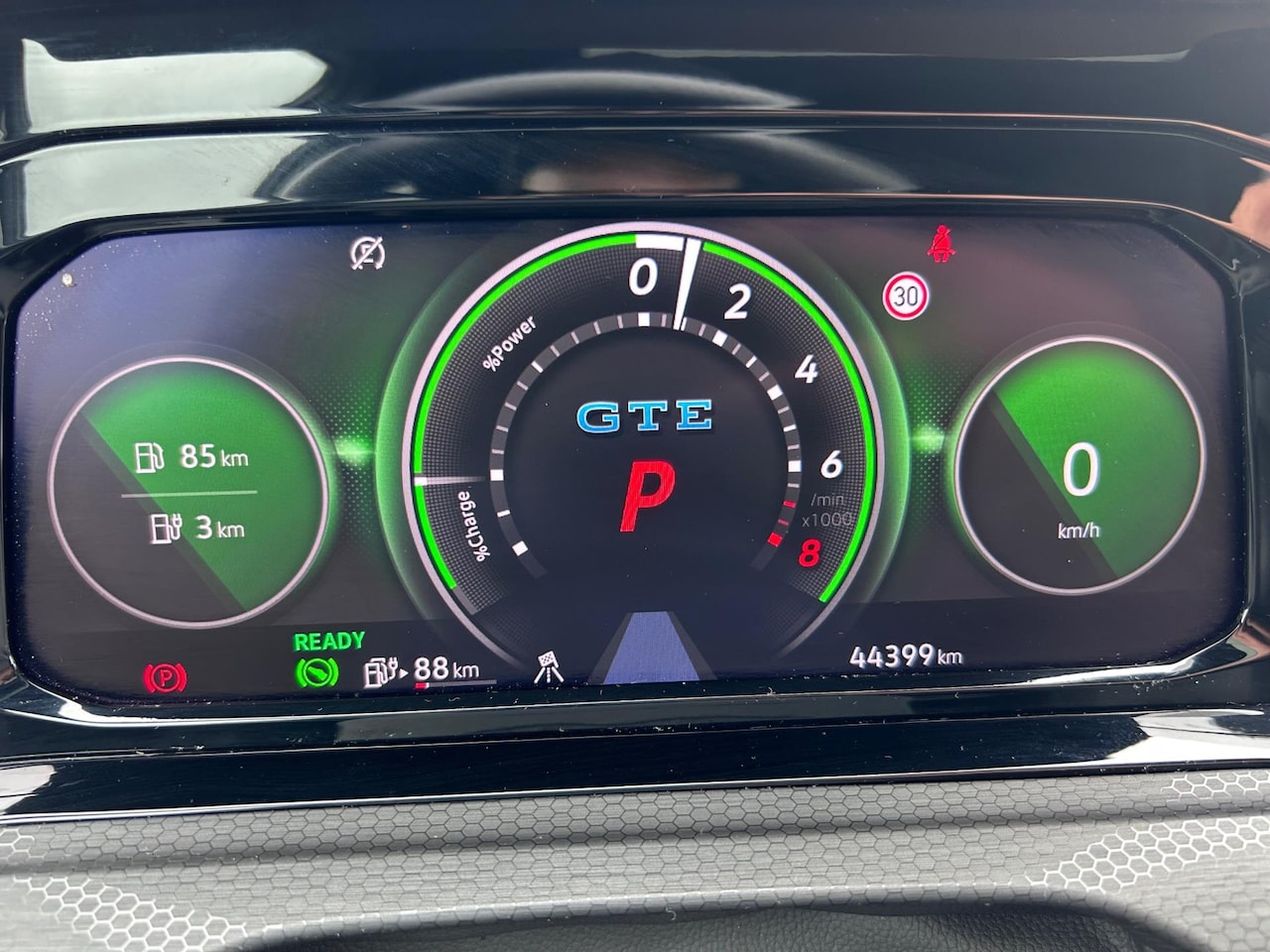 Volkswagen Golf - 8 GTE FULL OPTION - AutoWereld.nl