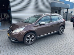 Peugeot 2008 - 1.2 VTi Allure Pack Premium Plus