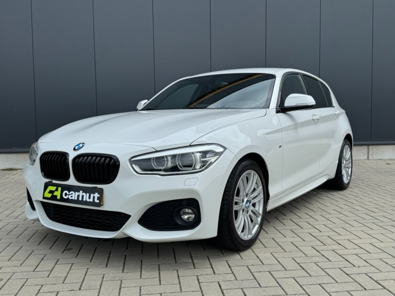 BMW 1-serie - 118I Aut. M Sport  M pakket HIGH EXE - AutoWereld.nl