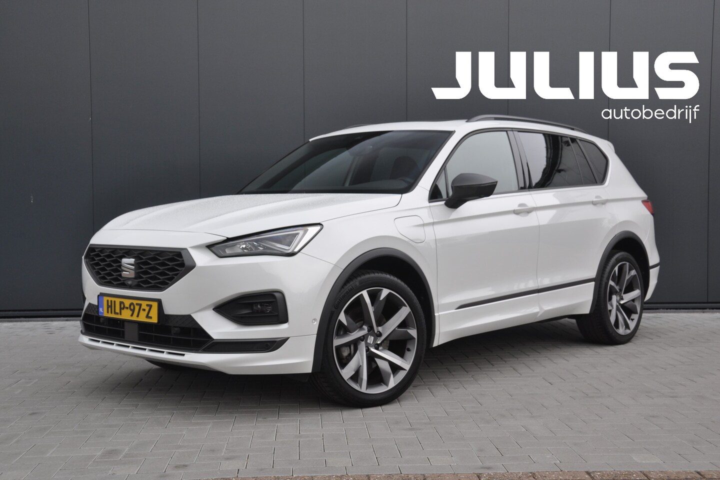 SEAT Tarraco - 1.4 TSI e-Hybrid PHEV FR Panodak Trekh Fabr.Gar 12/2027 Stoelverw. V+A - AutoWereld.nl