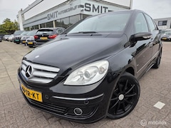 Mercedes-Benz B-klasse - 200 Aut/Leder/Camera/Trekhaak/NLAuto