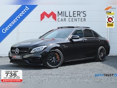 Mercedes-Benz C-klasse - AMG C63S Pano Luchtvering Kuipstoelen HUD