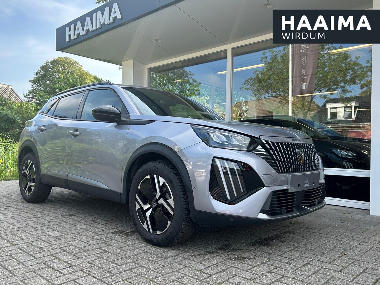 Peugeot 2008 - 1.2 PureTech 130 Allure | Stoelverwarming | Navigatie | Climate & Cruise Control | Achteru - AutoWereld.nl