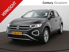 Volkswagen T-Roc - 1.5 TSI Style Adapt. Cruise / Side Assist / Elektr. Klep