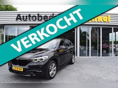 BMW X1 - SDrive20i High Executive trekhaak leer
