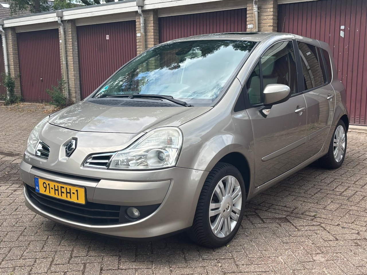 Renault Grand Modus - 1.2 TCE! AIRCO! 135.000km! BJ 10-2008! - AutoWereld.nl
