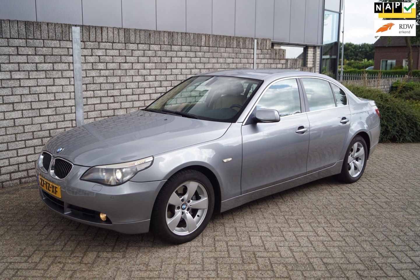 BMW 5-serie - 530i High Executive Sedan Autom Leder Sportst Stoelverw Navi Clima Xenon Cruise 2x PDC LMV - AutoWereld.nl