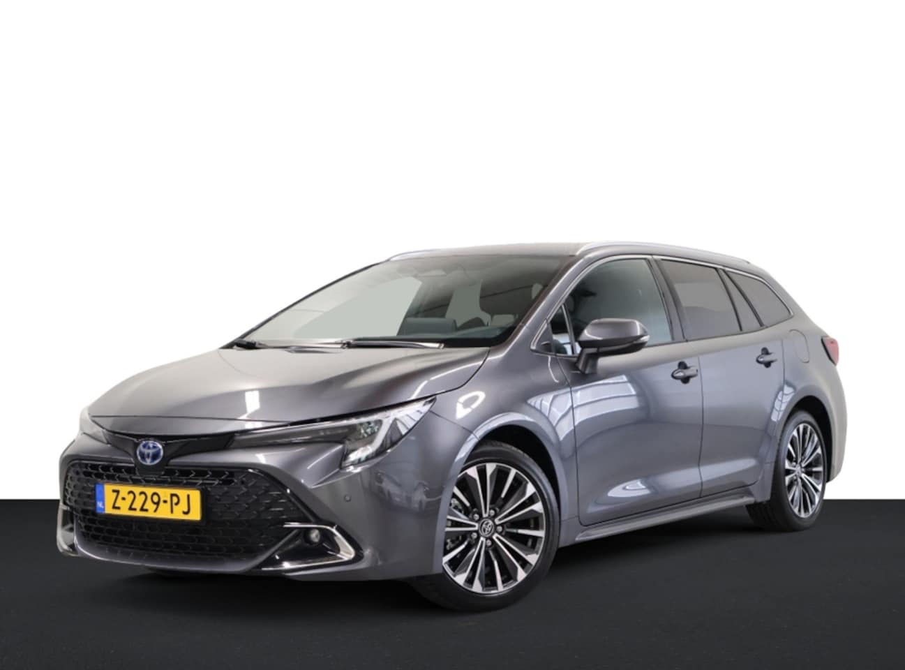Toyota Corolla Touring Sports - Hybrid 140 Dynamic - AutoWereld.nl