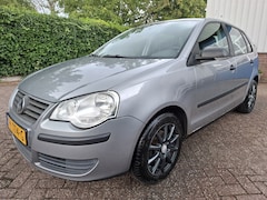 Volkswagen Polo - 1.2-12V Trendline AIRCO 64PK