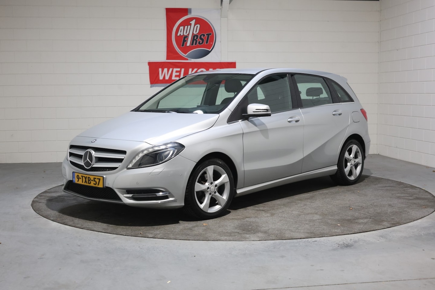 Mercedes-Benz B-klasse - 180 Ambition 180 Ambition, AUTOMAAT 7Traps, NL, 2e Eig. Hogere instap en zit, Climate, Cruise, Limited - AutoWereld.nl