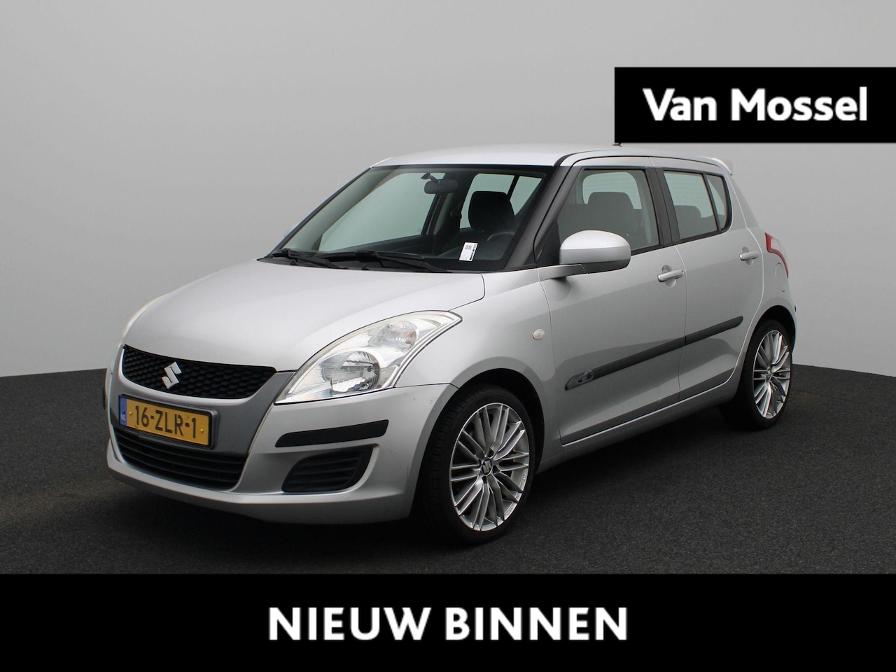 Suzuki Swift - 1.2 Bandit EASSS | Parkeersensoren | Airco | - AutoWereld.nl