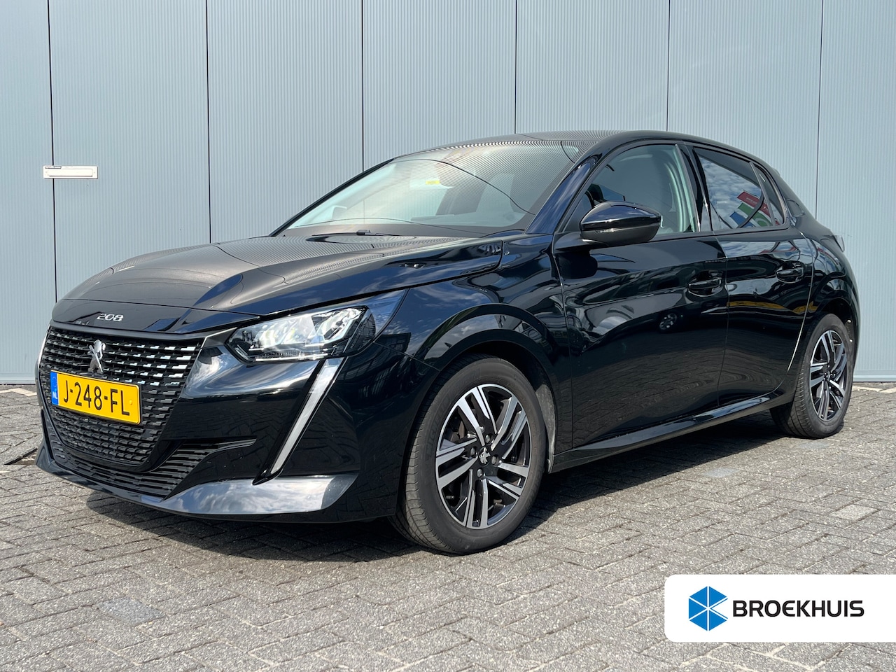 Peugeot 208 - 1.2 PureTech 100pk Allure | LED | Leder | Carplay | Climate | Keyless | Camera | Navigatie - AutoWereld.nl