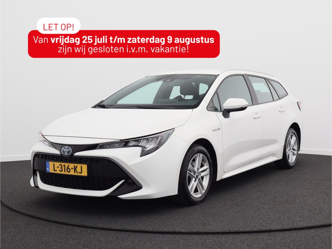Toyota Corolla Touring Sports - 1.8 Hybrid Active/ lage km/ zeer mooi! - AutoWereld.nl